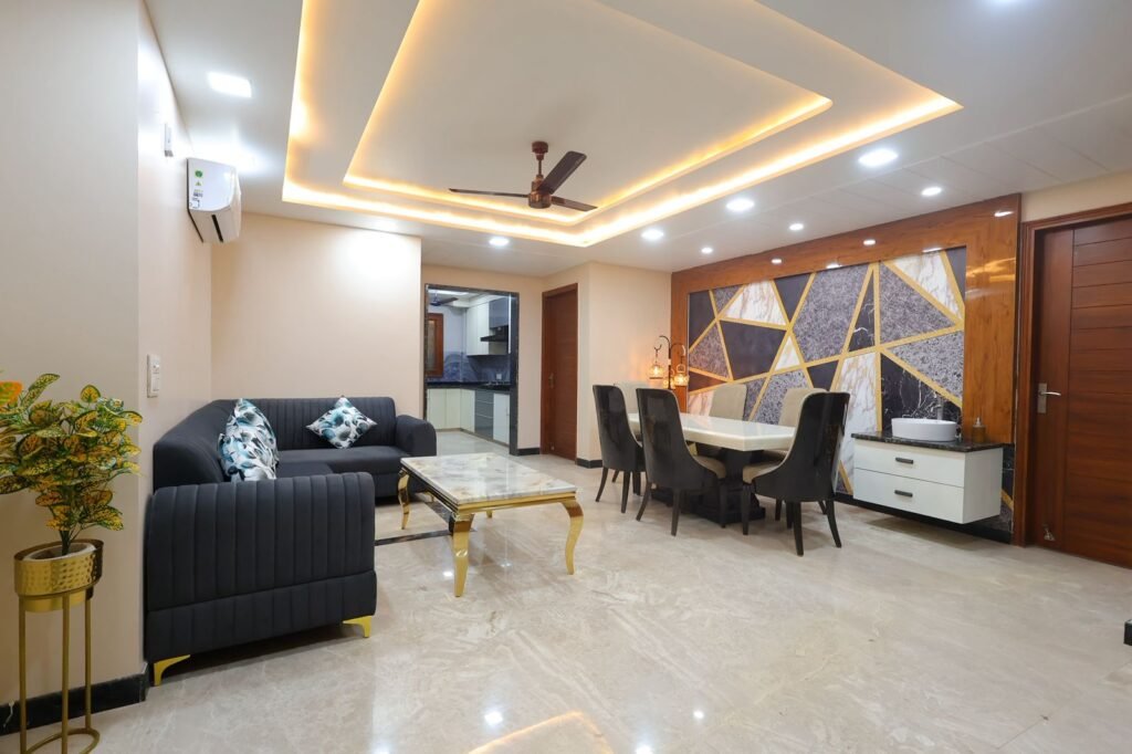 4 BHK Floor for Rent
